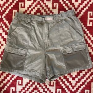 Columbia PFG Fishing shorts size Large 34-36